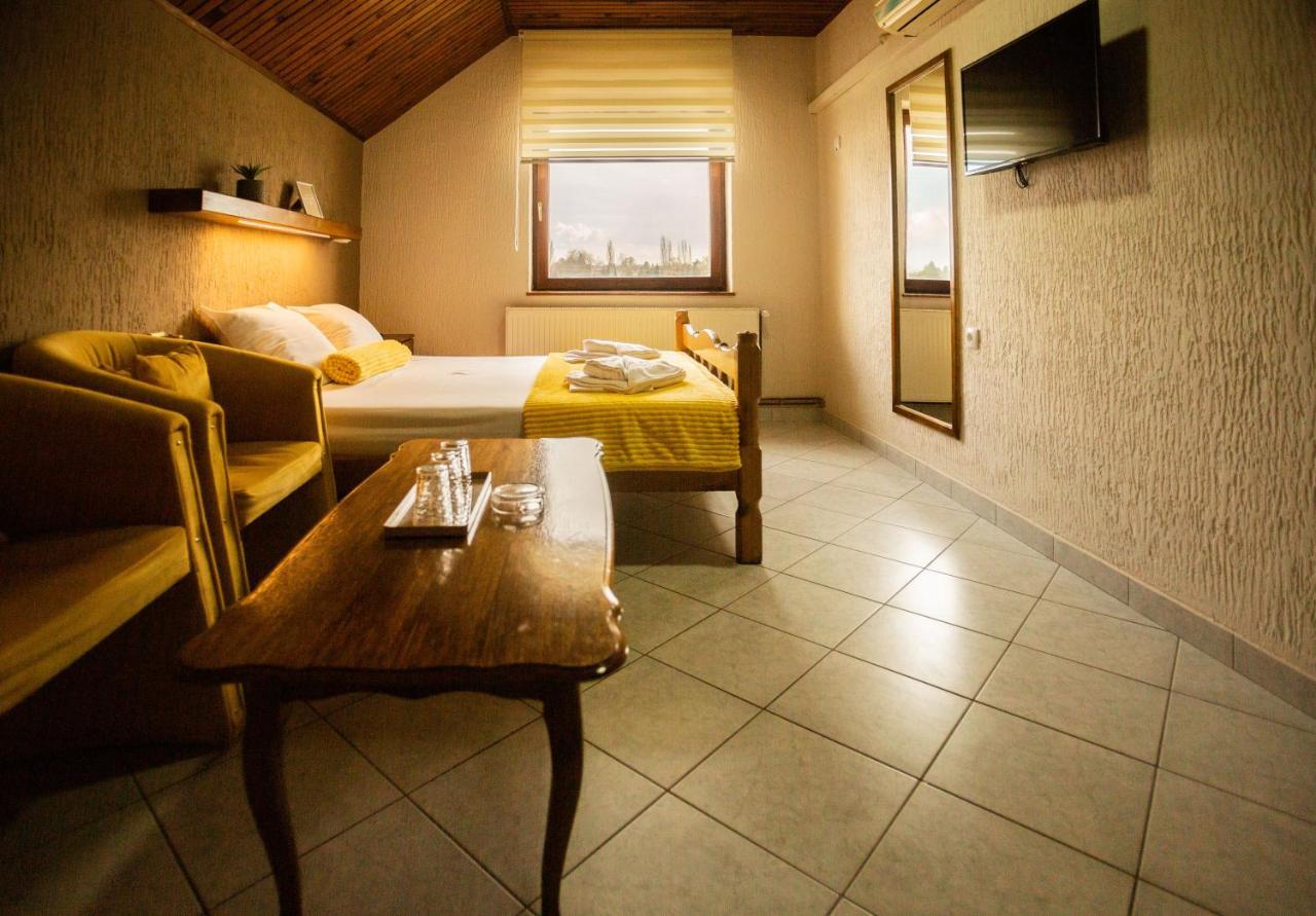 Guest House Vila Alexandar 팔릭 외부 사진