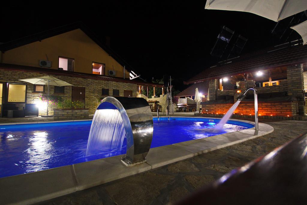 Guest House Vila Alexandar 팔릭 외부 사진